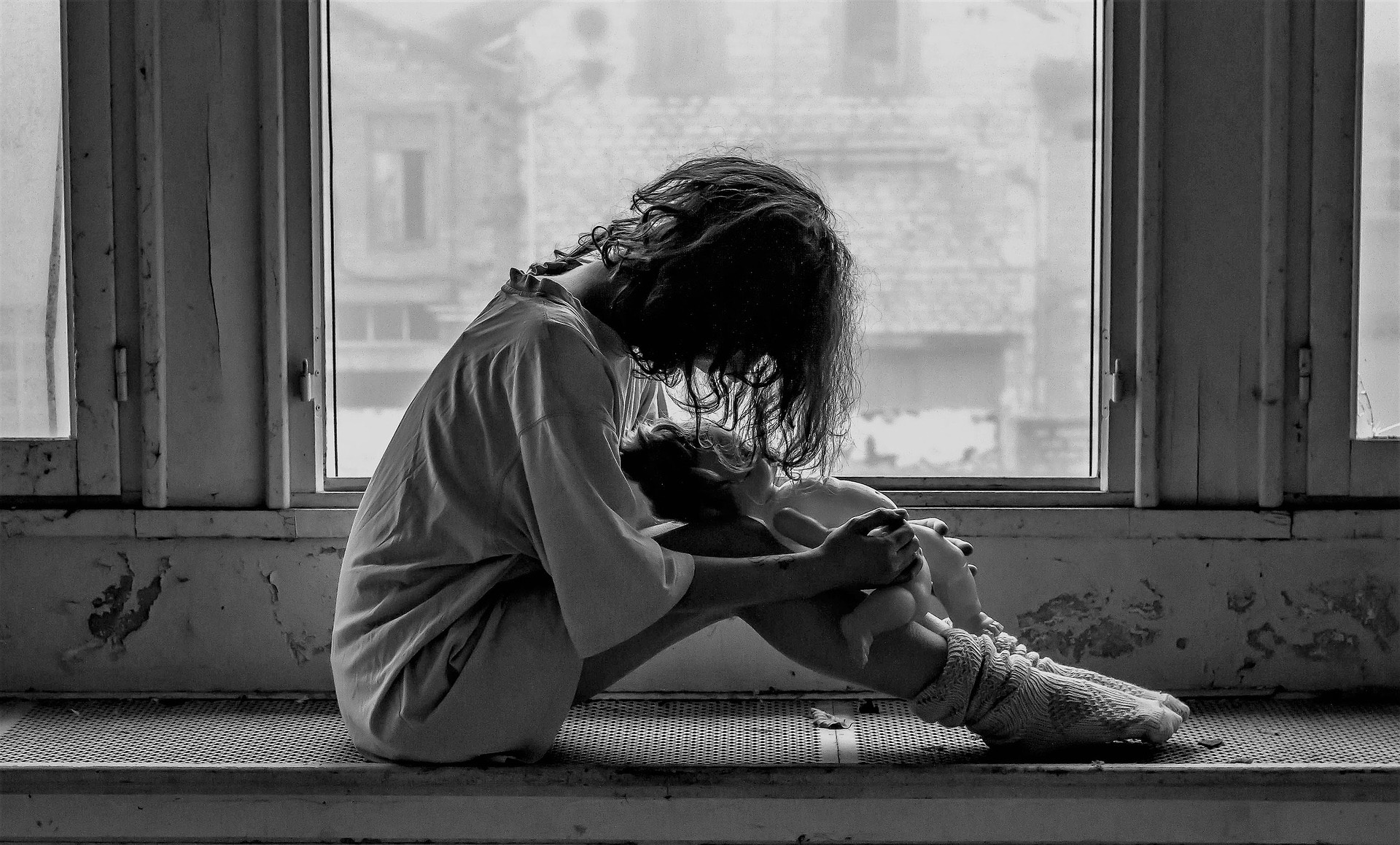 Am I co-dependent? The red flag behaviours to look out for.